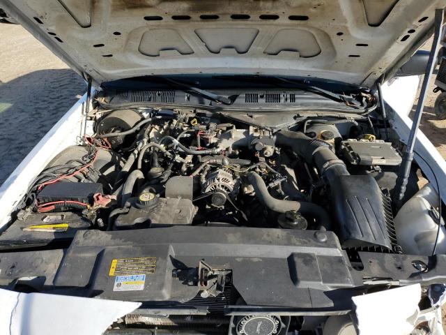 Photo 11 from auction – 2008 FORD CROWN VICT with VIN 2FAFP71V28X128526