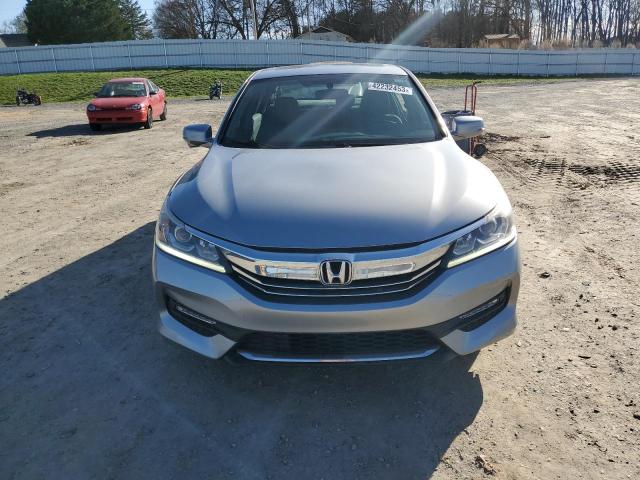 Photo 5 from auction – 2017 HONDA ACCORD EX with VIN 1HGCR2F72HA241391