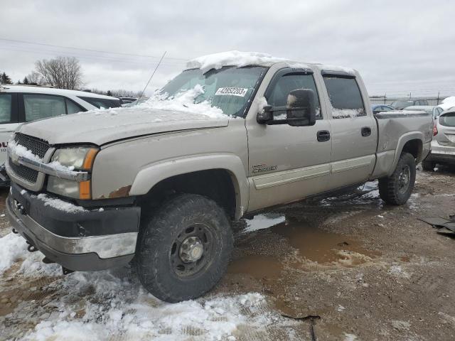 CHEVROLET SILVERADO 2004 with VIN 1GCHK23204F253229 - Photo from auction