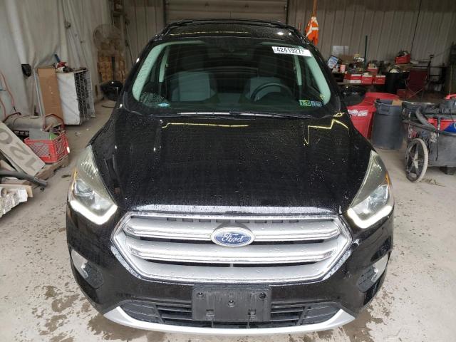 Photo 5 from auction – 2017 FORD ESCAPE SE with VIN 1FMCU9G95HUD99451