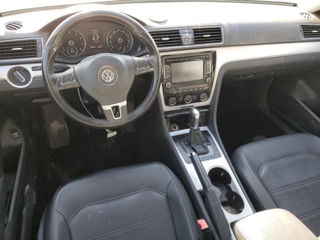 Photo 8 from auction – 2013 VOLKSWAGEN PASSAT SE with VIN 1VWBP7A32DC030754