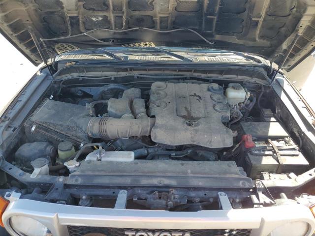 Photo 11 from auction – 2013 TOYOTA FJ CRUISER with VIN JTEBU4BF0DK172833