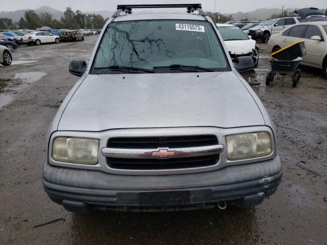 Photo 5 from auction – 2001 CHEVROLET TRACKER with VIN 2CNBE13C516908860