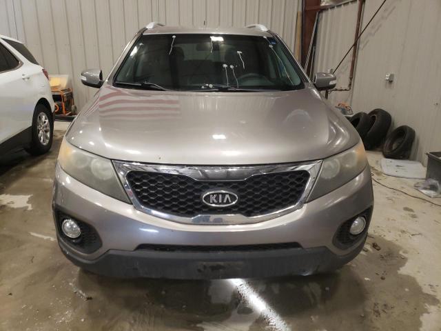 Photo 5 from auction – 2011 KIA SORENTO EX with VIN 5XYKU3A14BG122301