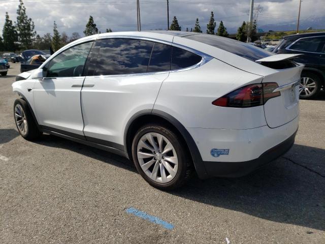 Photo 2 from auction – 2020 TESLA MODEL X with VIN 5YJXCDE2XLF304661