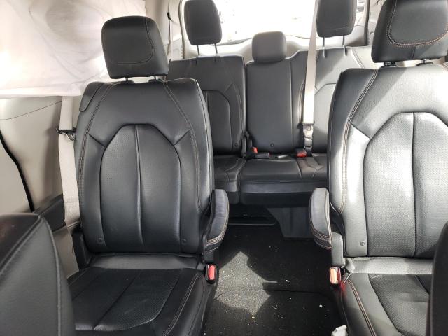 Photo 10 from auction – 2017 CHRYSLER PACIFICA T with VIN 2C4RC1EG3HR628310
