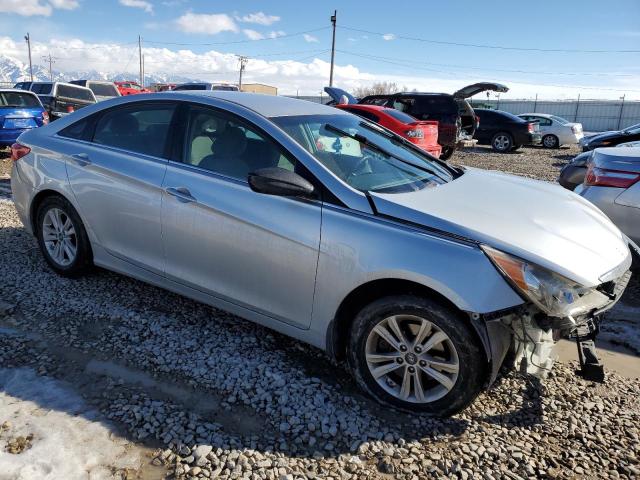 Photo 4 from auction – 2012 HYUNDAI SONATA GLS with VIN 5NPEB4ACXCH358603
