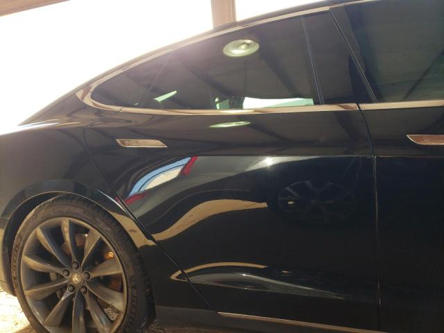 Photo 10 from auction – 2013 TESLA MODEL S with VIN 5YJSA1DP7DFP24844