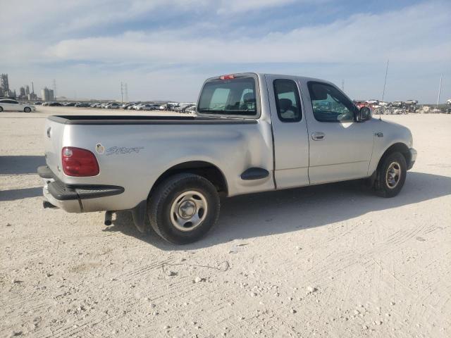 Photo 3 from auction – 2003 FORD F150 with VIN 1FTRX07233KB56651