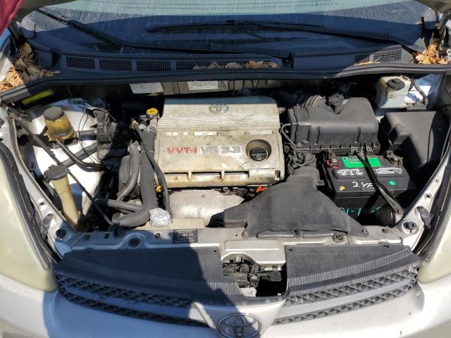 Photo 12 from auction – 2004 TOYOTA SIENNA CE with VIN 5TDZA23C44S180642