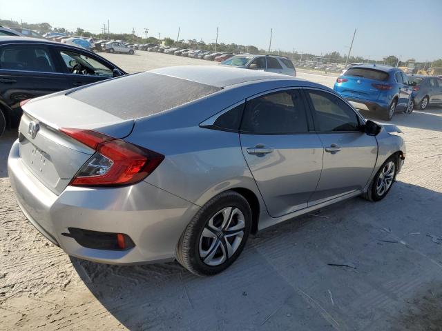 Photo 3 from auction – 2018 HONDA CIVIC LX with VIN 19XFC2F53JE019232