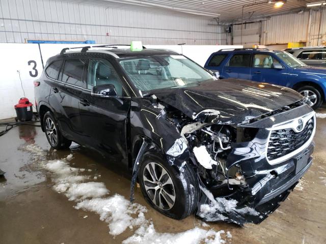 Photo 4 from auction – 2022 TOYOTA HIGHLANDER with VIN 5TDGZRBH2NS586717