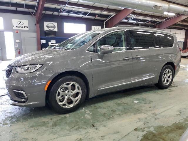 CHRYSLER PACIFICA L 2022 with VIN 2C4RC1GG5NR141134 - Photo from auction