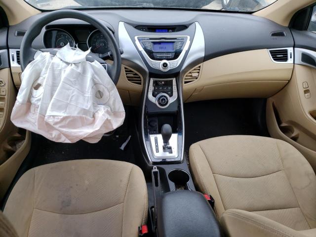 Photo 8 from auction – 2012 HYUNDAI ELANTRA GL with VIN 5NPDH4AE9CH139837