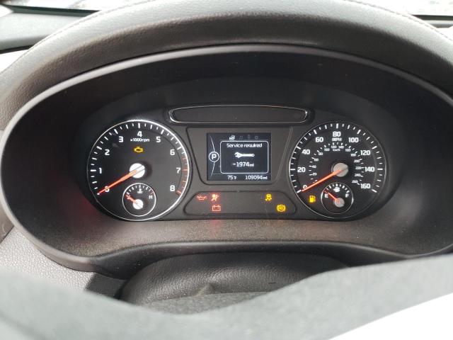 Photo 9 from auction – 2016 KIA SORENTO LX with VIN 5XYPG4A35GG170353