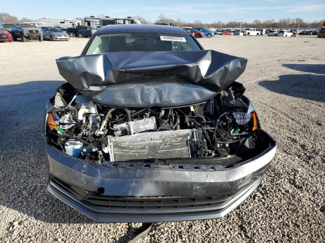 Photo 5 from auction – 2017 VOLKSWAGEN JETTA S with VIN 3VW2B7AJ7HM404972