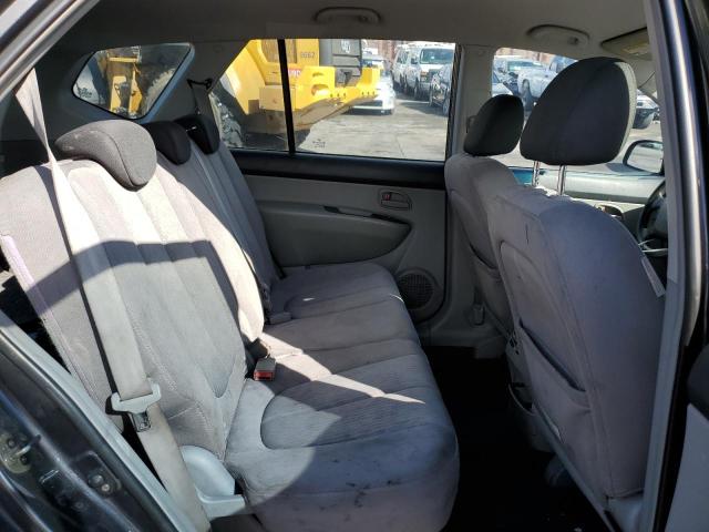 Photo 11 from auction – 2007 KIA RONDO LX with VIN KNAFG526777101796