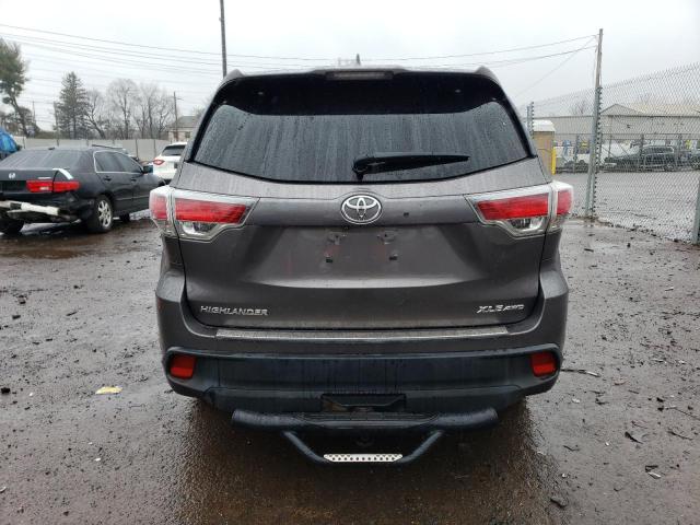 Photo 6 from auction – 2014 TOYOTA HIGHLANDER with VIN 5TDJKRFHXES040655