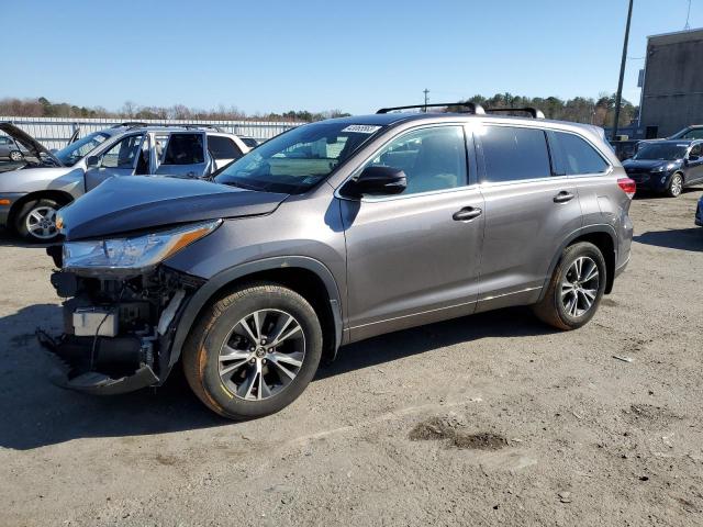 TOYOTA HIGHLANDER 2017 with VIN 5TDBZRFH1HS382077 - Photo from auction