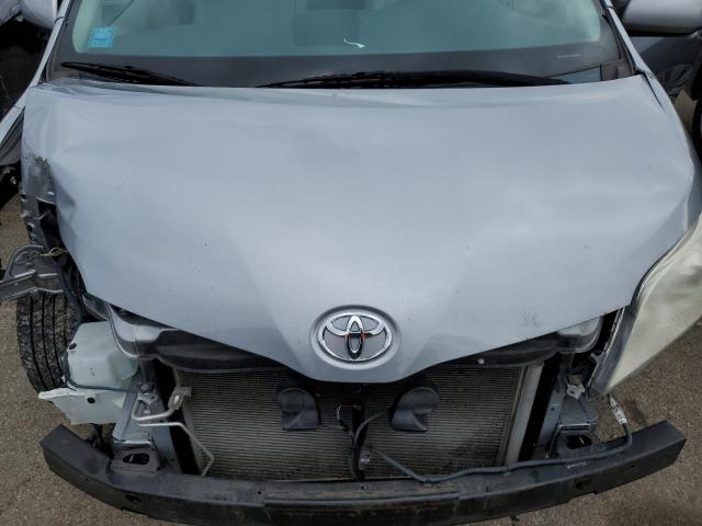 Photo 12 from auction – 2014 TOYOTA SIENNA LE with VIN 5TDKK3DC6ES451706