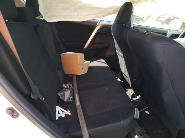 Photo 10 from auction – 2015 TOYOTA RAV4 LE with VIN JTMZFREV4FD048536