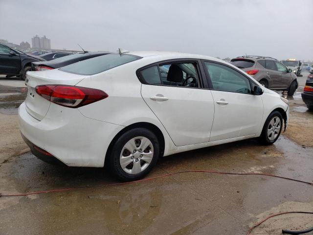 Photo 3 from auction – 2017 KIA FORTE LX with VIN 3KPFK4A73HE076449