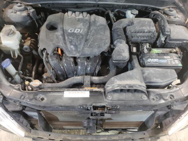 Photo 11 from auction – 2011 HYUNDAI SONATA SE with VIN 5NPEC4AC1BH167728