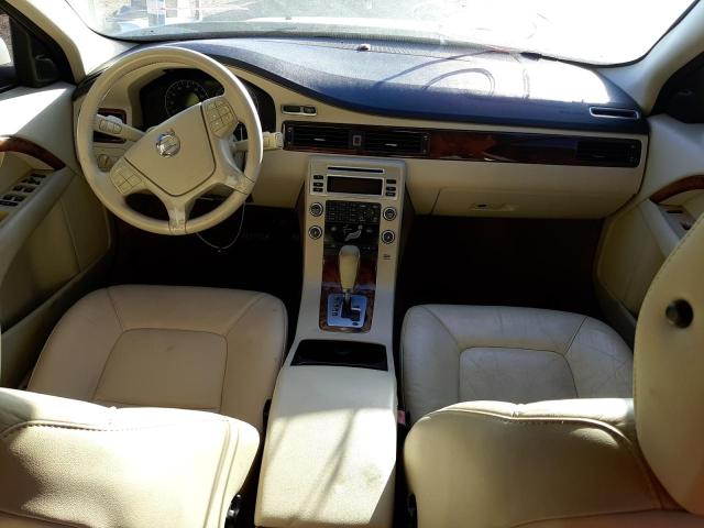 Photo 8 from auction – 2010 VOLVO V70 3.2 with VIN YV1960BW4A1147385