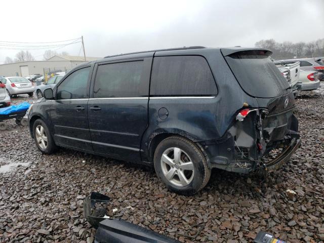 Photo 2 from auction – 2011 VOLKSWAGEN ROUTAN SEL with VIN 2V4RW5DG2BR698555