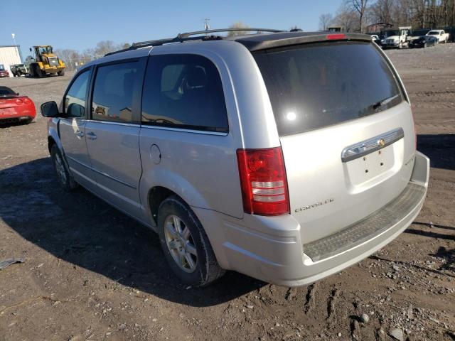 Photo 2 from auction – 2010 CHRYSLER TOWN & COU with VIN 2A4RR5D12AR337705