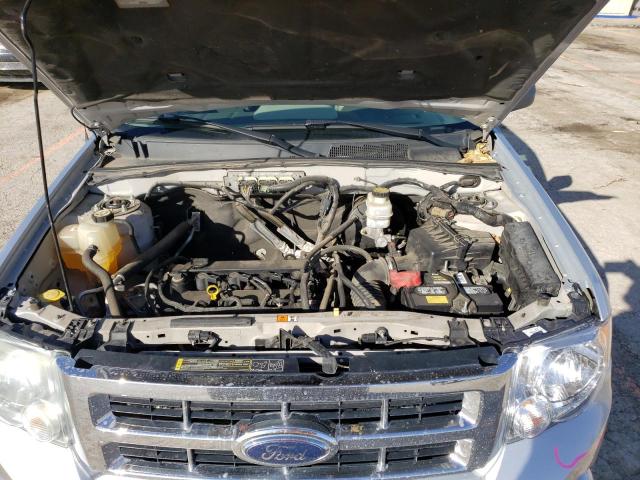 Photo 11 from auction – 2010 FORD ESCAPE XLS with VIN 1FMCU0C70AKA05307