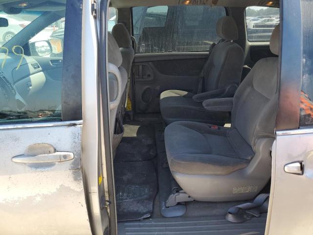 Photo 11 from auction – 2004 TOYOTA SIENNA CE with VIN 5TDZA23C44S180642