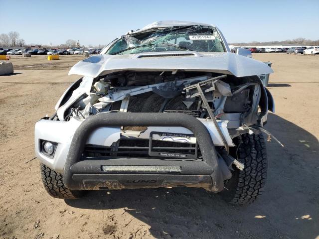 Photo 5 from auction – 2012 TOYOTA TACOMA DOU with VIN 3TMLU4EN3CM096592