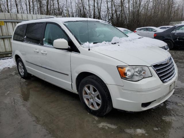 Photo 4 from auction – 2010 CHRYSLER TOWN & COU with VIN 2A4RR5D15AR310577