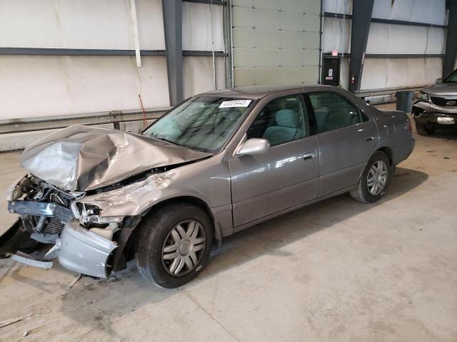 TOYOTA CAMRY CE 2001 with VIN 4T1BG22K01U020110 - Photo from auction