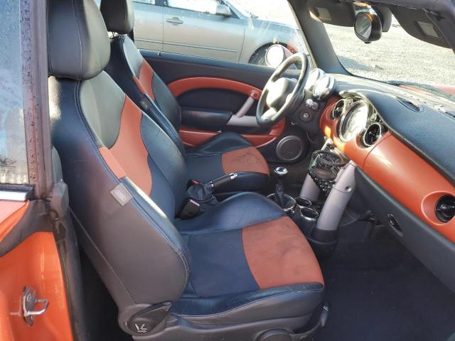 Photo 10 from auction – 2005 MINI COOPER with VIN WMWRF33475TF61985
