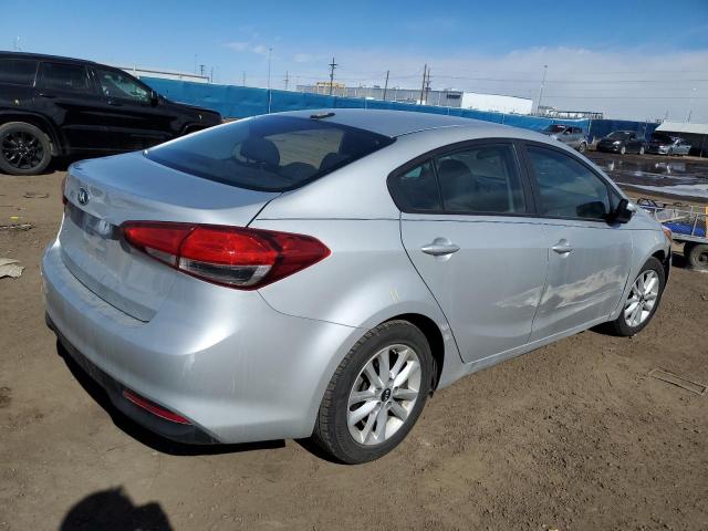 Photo 3 from auction – 2017 KIA FORTE LX with VIN 3KPFL4A7XHE129600