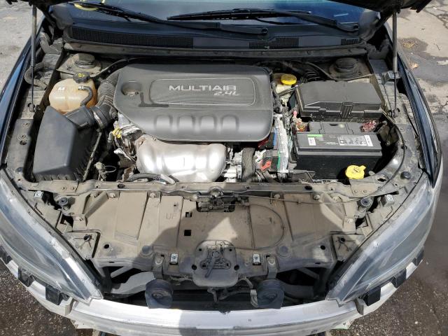 Photo 11 from auction – 2015 CHRYSLER 200 LIMITE with VIN 1C3CCCAB7FN651860