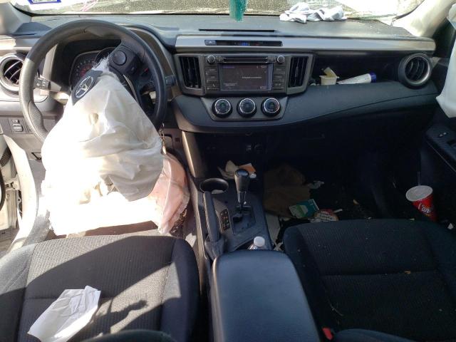 Photo 8 from auction – 2015 TOYOTA RAV4 LE with VIN JTMZFREV4FD048536