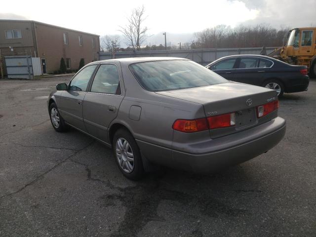 Photo 2 from auction – 2001 TOYOTA CAMRY CE with VIN 4T1BG22K71U022131