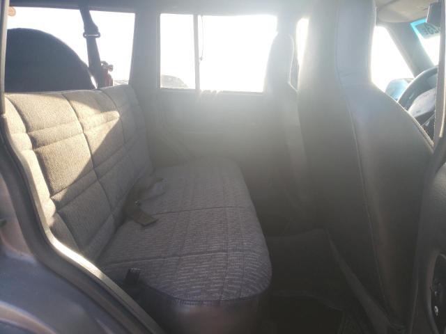 Photo 10 from auction – 2000 JEEP CHEROKEE S with VIN 1J4FF48S1YL171656