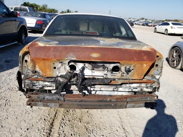 Photo 6 from auction – 2007 FORD CROWN VICT with VIN 2FAFP71W07X110307