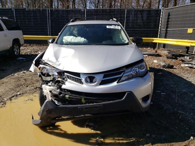 Photo 5 from auction – 2015 TOYOTA RAV4 LE with VIN JTMBFREVXFJ015124