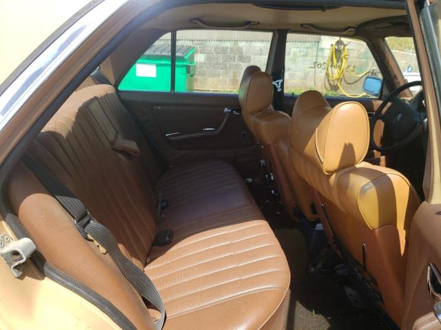 Photo 10 from auction – 1982 MERCEDES-BENZ 300 DT with VIN WDBAB33A2CB001033