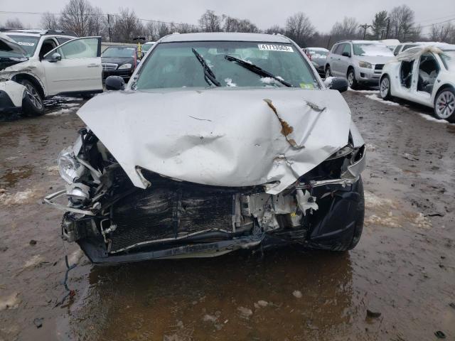 Photo 5 from auction – 2005 TOYOTA CAMRY LE with VIN 4T1BE32KX5U089873