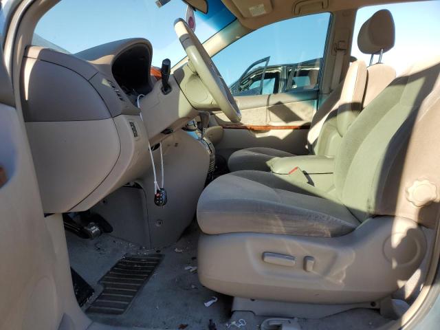 Photo 7 from auction – 2004 TOYOTA SIENNA XLE with VIN 5TDZA22C54S220146