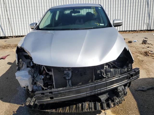 Photo 5 from auction – 2019 NISSAN SENTRA S with VIN 3N1AB7AP2KY357811