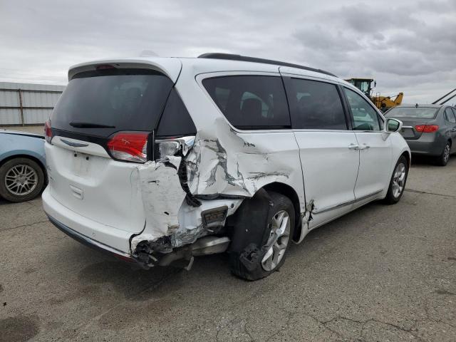 Photo 3 from auction – 2017 CHRYSLER PACIFICA T with VIN 2C4RC1BG6HR831521