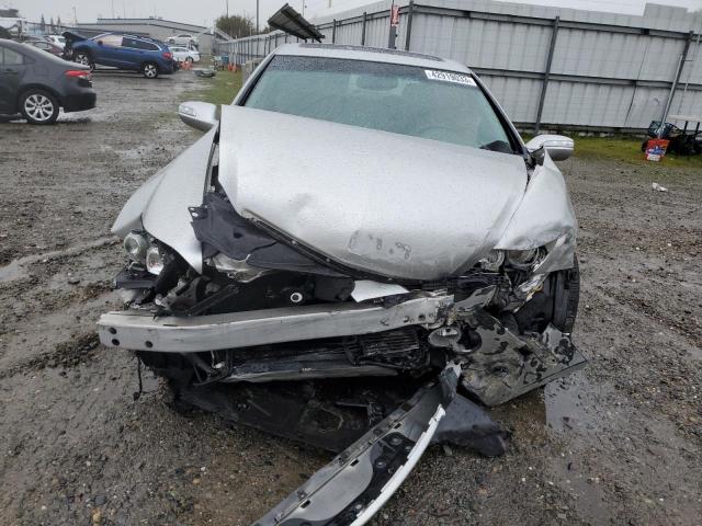 Photo 5 from auction – 2005 ACURA RL with VIN JH4KB16535C002311