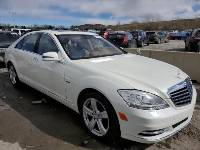 Photo 4 from auction – 2012 MERCEDES-BENZ S 550 with VIN WDDNG7DB2CA435578